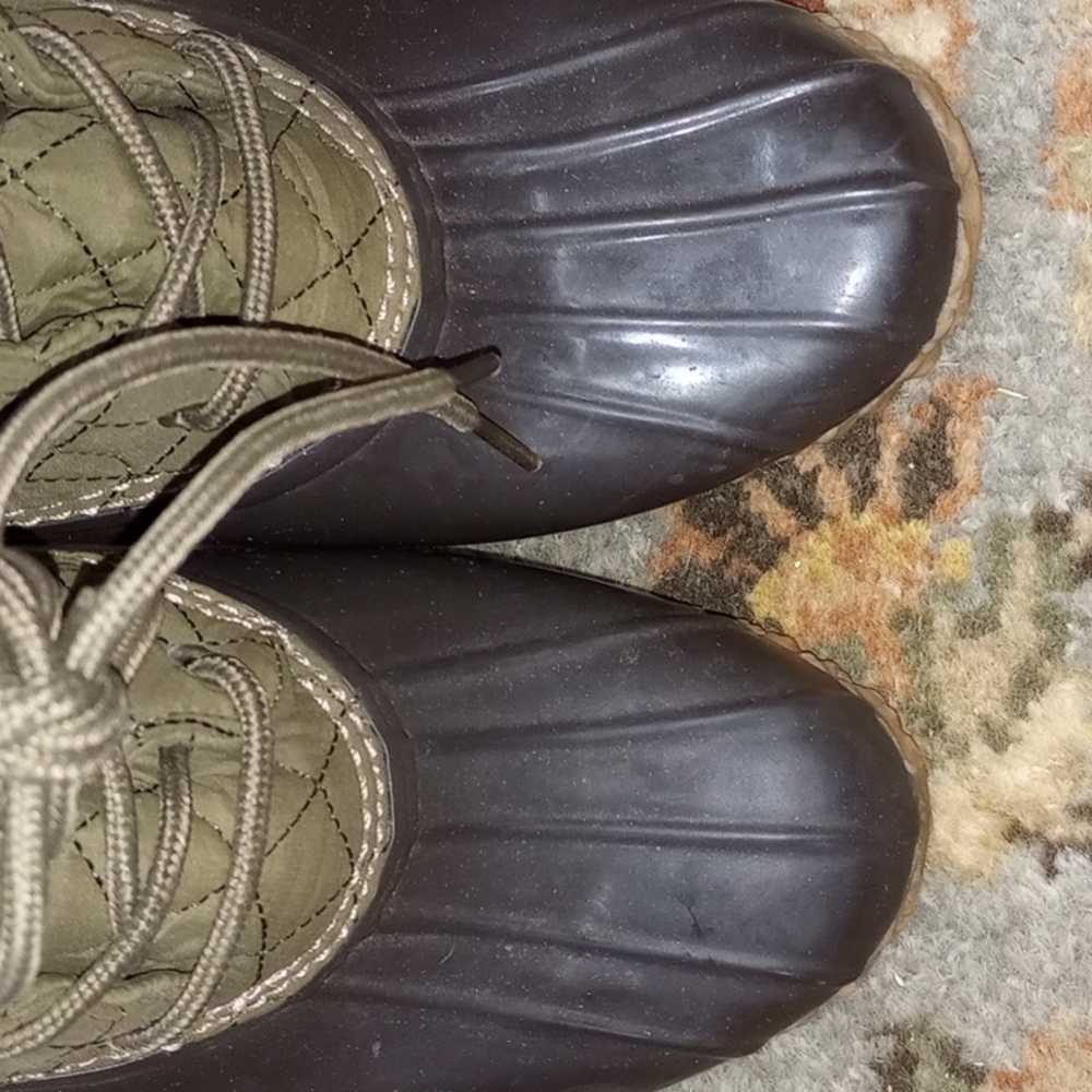 JBU DUCK WATER RUBBER BOOTS, SZ 8.5 M, LITTLE TO NO WEAR, tag cut out on one. - Picture 3 of 8